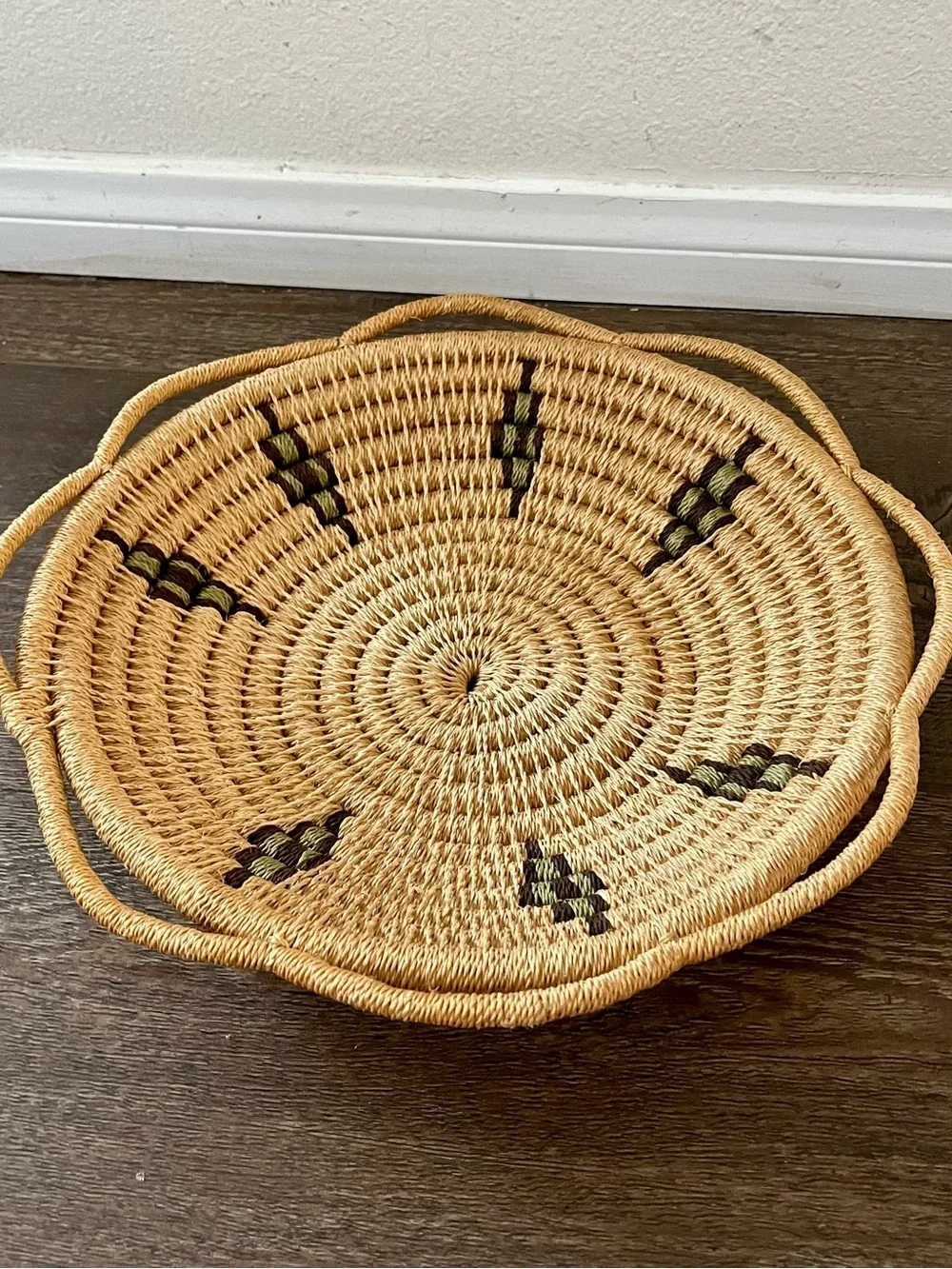 N/A handwoven seagrass